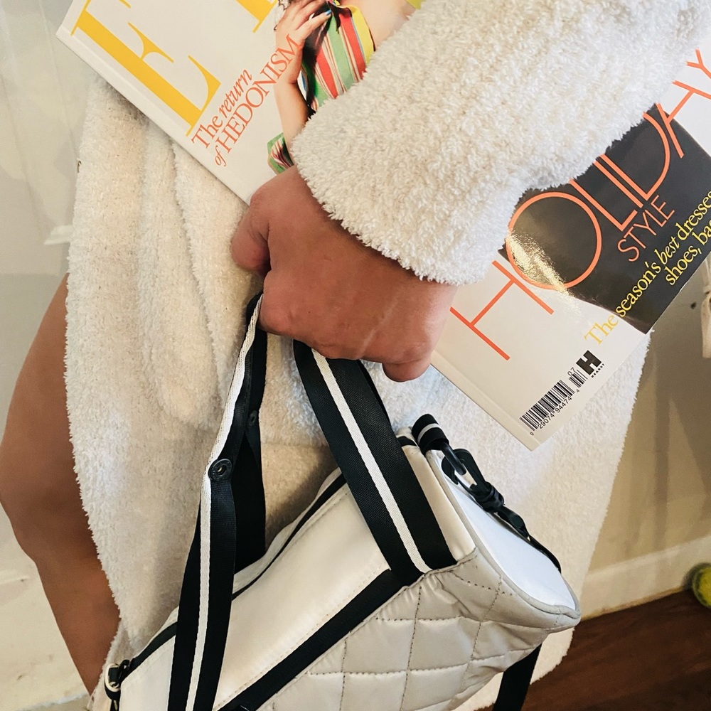 Sporty Quilted Cilinder Bag